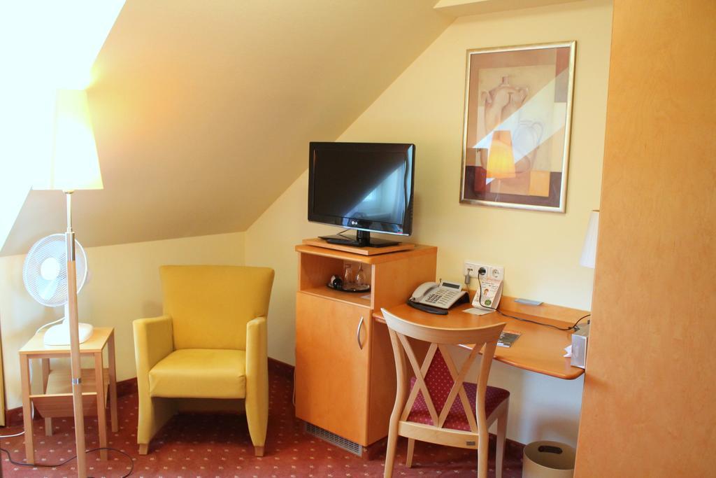 Hotel Und Restaurant Eurohof Ντούισμπουργκ Εξωτερικό φωτογραφία
