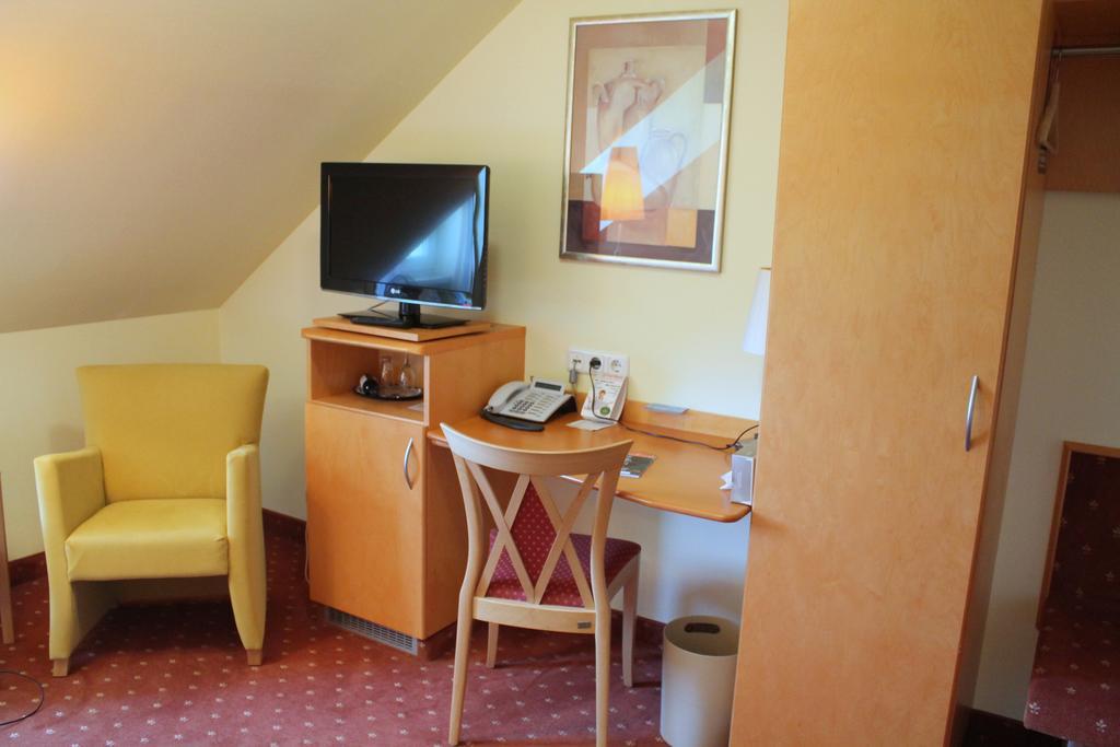 Hotel Und Restaurant Eurohof Ντούισμπουργκ Εξωτερικό φωτογραφία