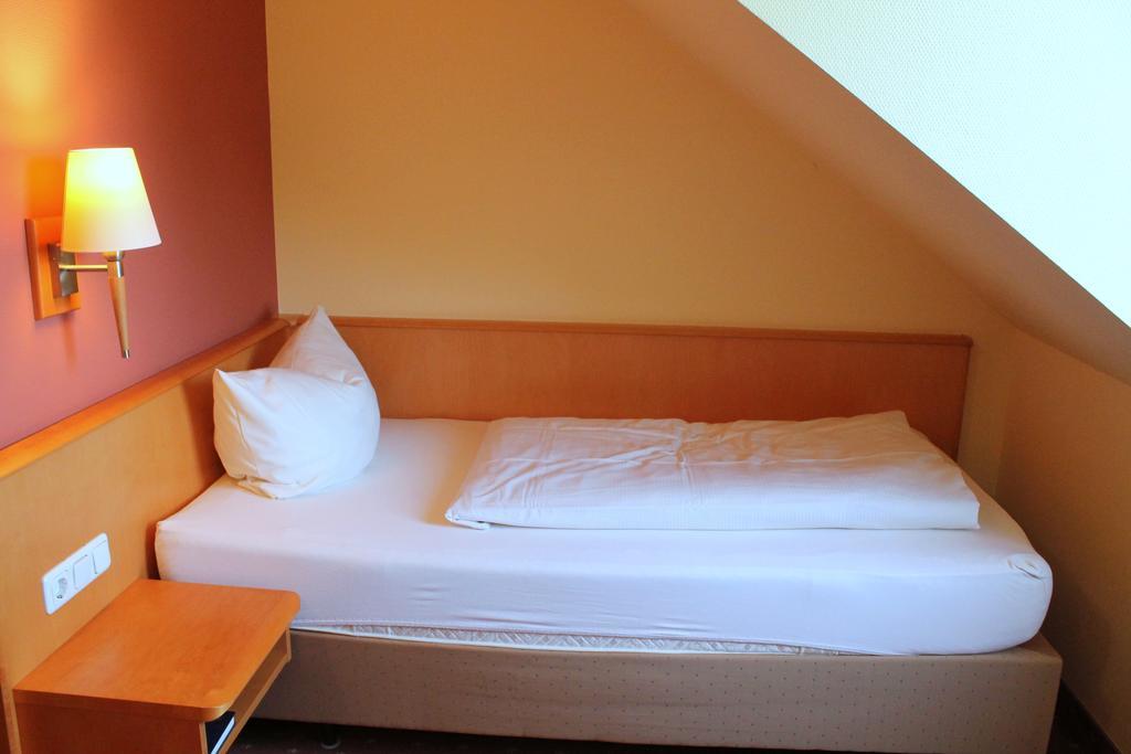 Hotel Und Restaurant Eurohof Ντούισμπουργκ Εξωτερικό φωτογραφία