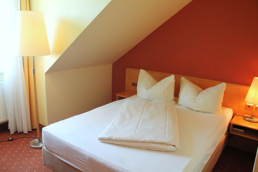 Hotel Und Restaurant Eurohof Ντούισμπουργκ Εξωτερικό φωτογραφία