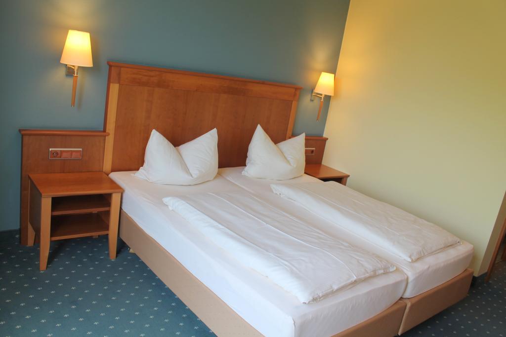 Hotel Und Restaurant Eurohof Ντούισμπουργκ Εξωτερικό φωτογραφία